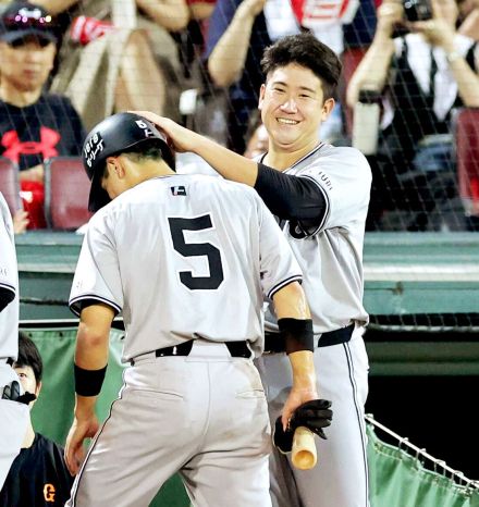 【巨人】１１安打で首位攻防の初戦に快勝　菅野智之、開幕から敵地１０連勝＆リーグトップ１４勝目