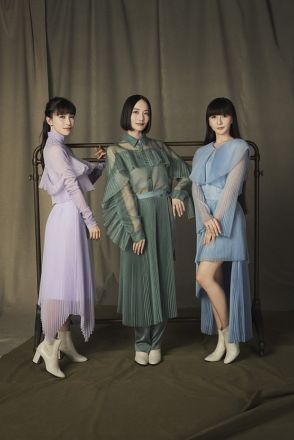 Perfumeのファッションプロジェクト「Perfume Closet」第9弾、“月の満ち欠け”アクセサリーなど登場