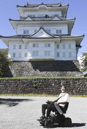 電動車椅子で小田原観光を　城址公園で貸し出し始まる、免許不要で簡単操作