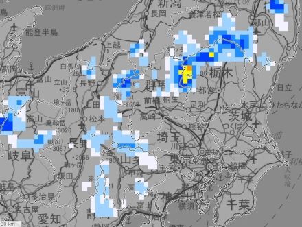 関東甲信　気温35℃前後まで上がる見込み　湿った空気の影響を受け午後からは雷を伴い激しい雨の降る所も　雨雲がかかり続けると警報級の大雨の可能性　晴れても天気の急変に注意【雨風シミュレーション】