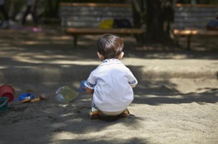 日本政府はなぜ高齢者にばかり投資するのか、OECDが苦言。少子化が言い訳にならない理由