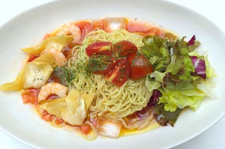 地場野菜のひんやり麺　県庁食堂で提供