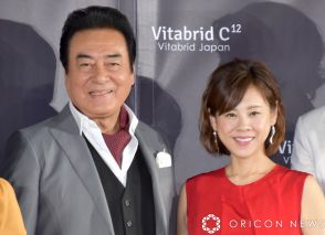 高橋英樹、娘・高橋真麻のセーラー服姿のレアショットを紹介　小2の頃の「なかなか見つからなかった写真を見つけた！」