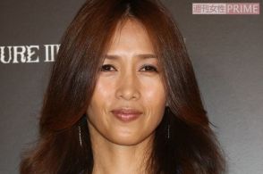 「夫の姿が一切、見えない」工藤静香、キムタクとの別居説を再熱させてしまった“庭仕事”写真