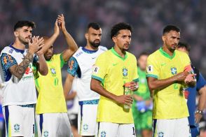 サッカー王国の威厳はどこへ　南米予選4敗目のブラジルにはやはりあの男の力が必要か