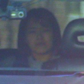 【初公判】乗用車に火を燃え移らせ女性2人焼死 “自殺ほう助の罪”26歳の女が起訴内容認める…一方で「練炭が燃え移ったかは分からない」 検察はドアを開けた際に車内に酸素流入で燃焼か 北海道