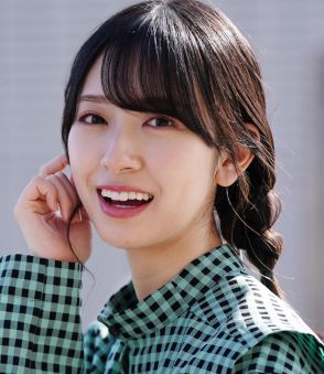 日向坂46金村美玖がクールな黒衣装ショット公開「ご感想お待ちしております」初の写真展開催中