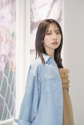 ＜日向坂46金村美玖＞“日芸写真学科アイドル”の初写真展「みとめる」　「自信がなかった自分へのメッセージ」