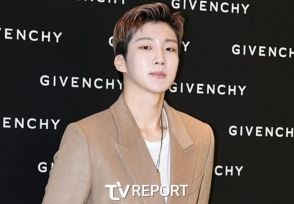 WINNER イ・スンフン、始球式での行動に賛否の声…韓国野球委員会がコメントを発表