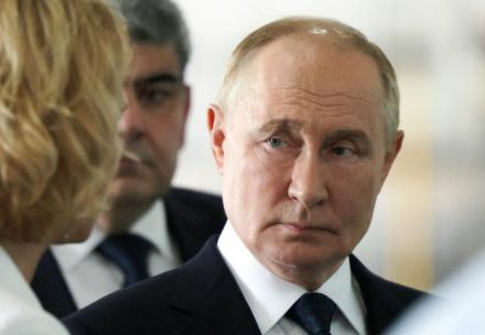 プーチン氏、長距離ミサイル承認は「紛争の本質を変える」と米欧牽制