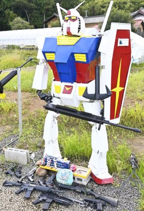 「へたれガンダム」にまた災難...募金箱盗まれる　容疑の男逮捕