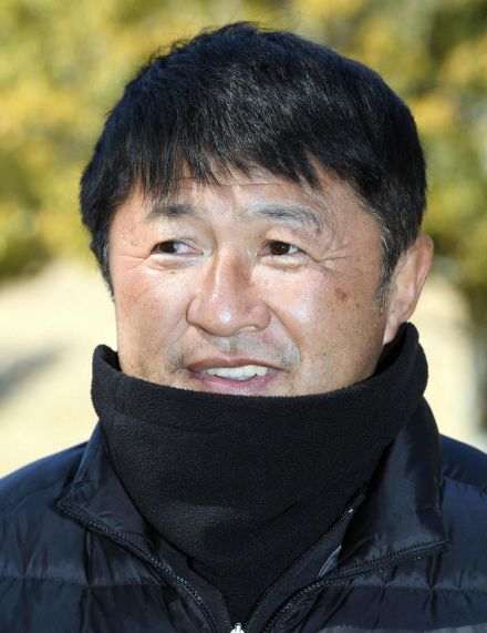 武田修宏氏、宮迫博之親子やコンビ解散の女性芸人らとロケ　レアな４ショット公開