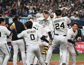 【オリックス】ラオウ杉本裕太郎が初のサヨナラ賞「いつか打ってみたいと」本塁上で初昇天ポーズ