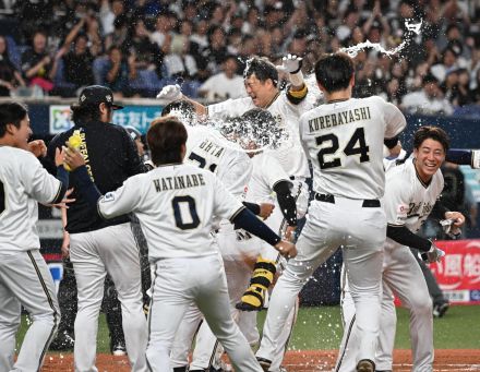 【オリックス】ラオウ杉本裕太郎が初のサヨナラ賞「いつか打ってみたいと」本塁上で初昇天ポーズ