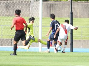 インハイ初優勝が自信に。初代表のGK佐々木智太郎(昌平)がビッグセーブでU-17日本代表を救う