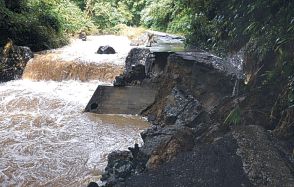 県道、来年３月に復旧　小矢部市　昨夏の豪雨被害、宮島峡・鼓ケ滝へ往来可能に