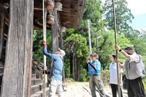 福島県川俣町の春日神社　歴史的、文化的価値を再発見　彫刻「白澤」や拝殿など調査　年度内に報告会