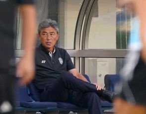 J1アビスパ福岡、長谷部茂利監督が今季限りで退任　柳田伸明強化部長が説明「オファーはしたが、一つの区切りにしたい、と」