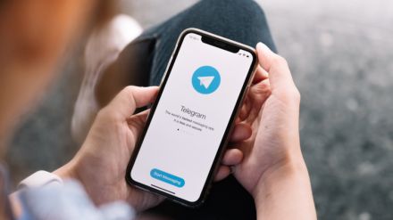 創業者が逮捕された通信アプリTelegramが内包する危険性
