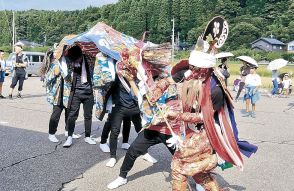 復興願い獅子勇壮　被災の阿尾、住民「元気もらった」　氷見で秋祭り本格化、活気