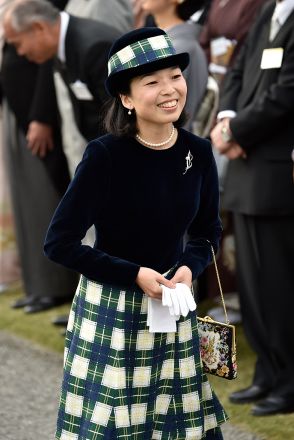 彬子女王が「徹子の部屋」でも明かせない実母「14億円別居問題」　「寛仁親王によるDV騒動も」