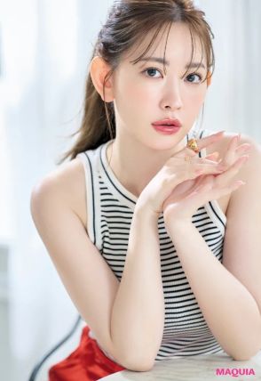 【小嶋陽菜さん】オフの日はカジュアルに♡ お出かけを楽しむ休日メイク＆全身コーデを公開