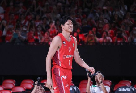 渡辺雄太　あいさつ代わりの7得点　解雇と背中合わせのNBAとは違い「今は良い意味でリラックス」