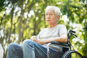 【おひとりさまの70歳代】貯蓄3000万円以上の人は多い？ひとりで迎える老後に向けた対策