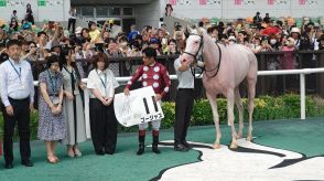 【中京５Ｒ・２歳新馬】白毛のニューヒロイン候補ゴージャスＶ　浜中俊騎手「一生懸命走るところがいい」