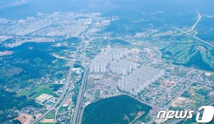 韓国・人口5万人の都市に高校は一つだけ…毎朝の「登校戦争」に保護者らイライラ