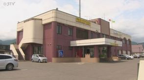 車から走って逃走…検査でアルコール検出も 車を一時不停止の男逮捕 北海道上富良野町