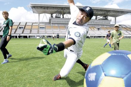 長野県東筑摩郡山形村150周年をサッカーで祝う　元山雅選手らと交流