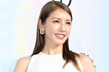 ＜美香＞今月50歳のモデル甘糟記子、AYUMIを祝福　SHIHO、ほしのあきも　「二人が出ているnon-noを穴があくほど見ていた」