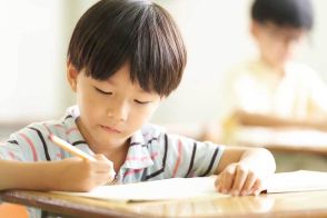 日本の先生は働きすぎ！　夕飯どきに鳴った電話に驚愕…ハワイから日本の小学校に体験入学した親子が感じたギャップとは