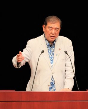 沖縄で自民総裁選演説会　石破氏「地位協定改定に着手」、河野氏「台湾有事の前に情報戦」