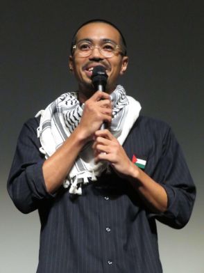 空音央監督「お客さん第１号、よろしゅう」長編劇映画デビュー作「HAPPYEND」日本初上映