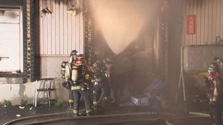 札幌の食品会社で火事　倉庫内部を焼き２時間半ほどで鎮火　のどの痛みなどで男性従業員２人を病院搬送