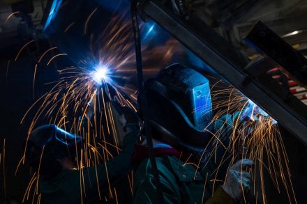 米鉱工業生産、8月製造業は+0.9％と予想上回る　自動車急増