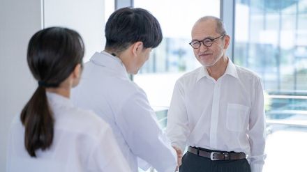 「退院させていただきました」「円満退職させていただきました」はへりくだりすぎ！？ただし何でもかんでもNGというわけではなく…