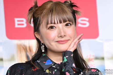 安斉かれん、ミニスカでほっそり美脚披露 デニムコーデに「スタイル抜群」「可愛すぎる」の声