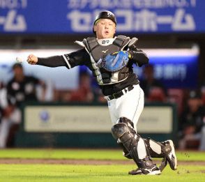 ロッテ　4連敗で4位転落…悪送球、押し出し四球、暴投など8失点、ポランコ2戦連発22号ソロ空砲