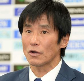 沼津の中山雅史監督「メチャクチャ優しすぎる瞳の印象しかありません」戦友・スキラッチ氏悼む