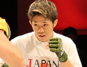 【RIZIN】”超新星”秋元強真、金太郎戦に向け高速パンチ連打！「2RまでにKOできる」