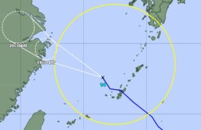 台風14号：沖縄はいまだ強風域　24時間降水量、多い所で100ミリも【19日午前6時現在】