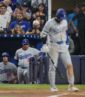 ドジャース・ロバーツ監督「不運にも49のままだった」大谷翔平に盗塁数で並ばれる