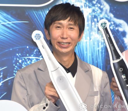 アンガールズ山根「芸能界イチ歯並びが悪い」　歯磨き中に「かめてない米粒が…」