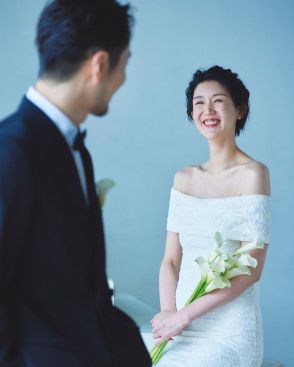 「お似合いすぎるわ」〝プリンセスメグ〟の結婚報告を〝相棒〟が祝福！膨らみわかるお腹のショットも