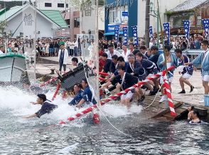 那智勝浦で「八幡例大祭」　豊漁と航海安全を願う