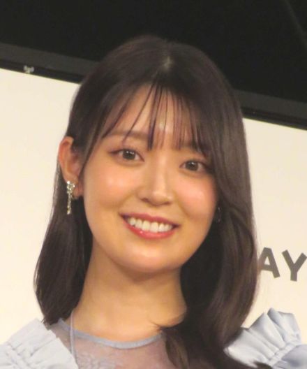 元乃木坂46阪口珠美「暗髪に」写真公開、ホワイトネイルにも挑戦「嬉しくてずっと眺めちゃう」