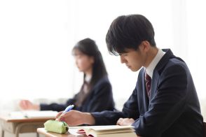 子どもを「塾」に通わせてあげたいのですが生活に余裕がありません。なるべく安く通える方法を教えてください。